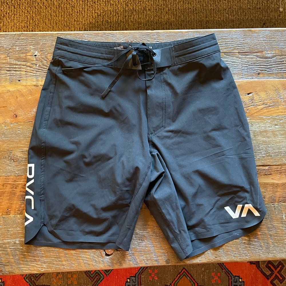 RVCA 4 WAY PERFORMANCE STRETCH BOARDSHORTS